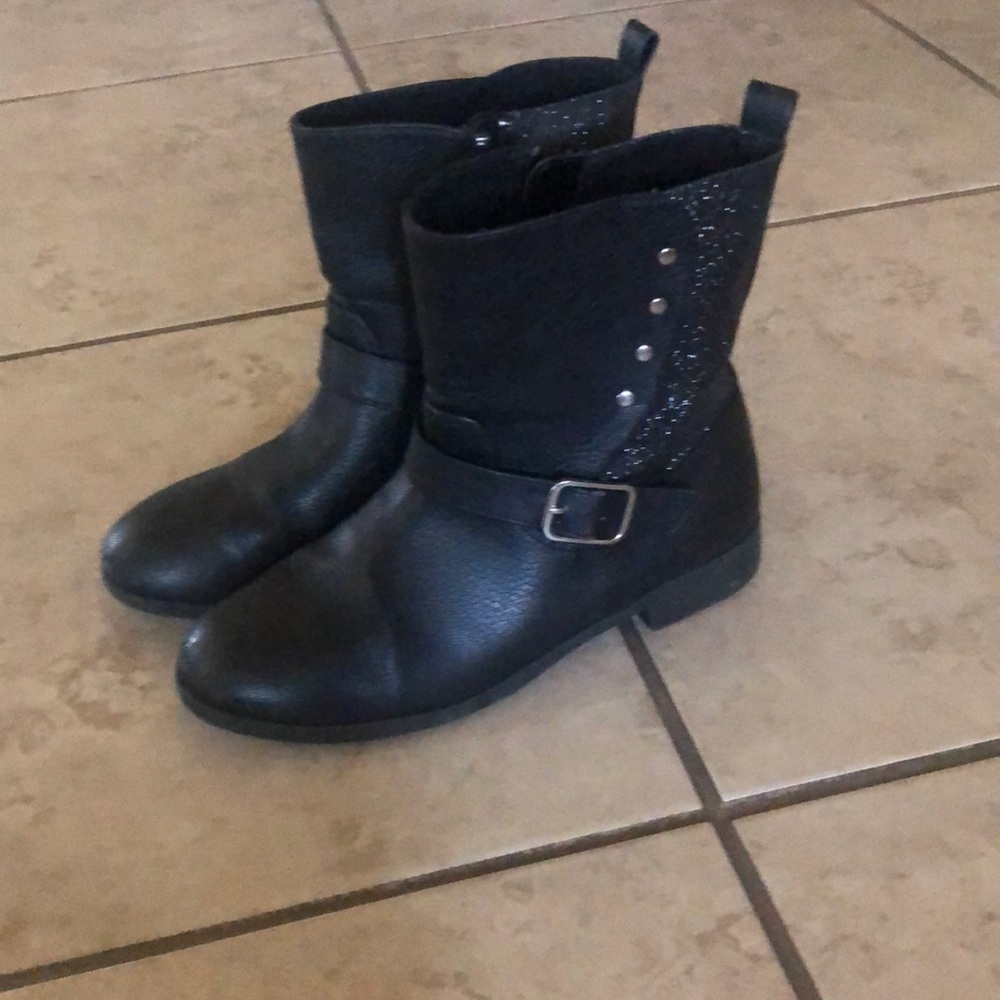 Shiny Black Boots